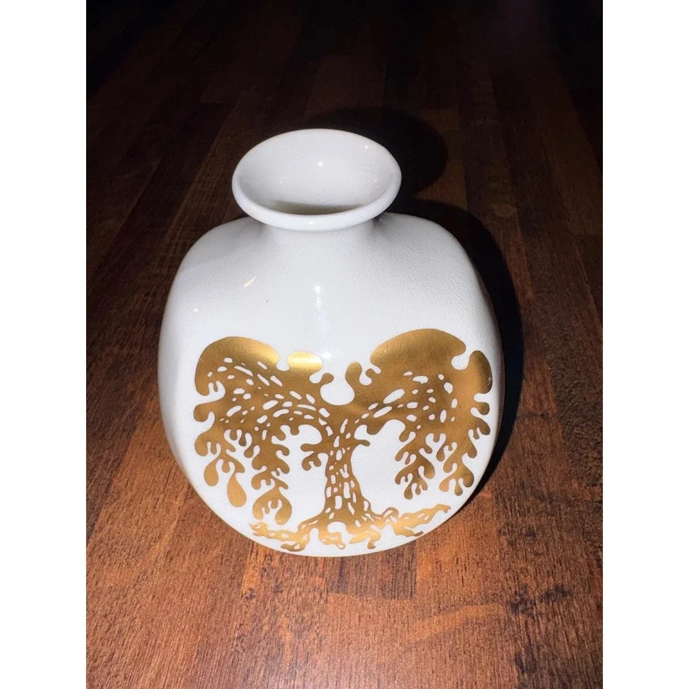 Highland Fine Bone China Scotland Bud Vase Gold Tree of Life White Crackle Glaze